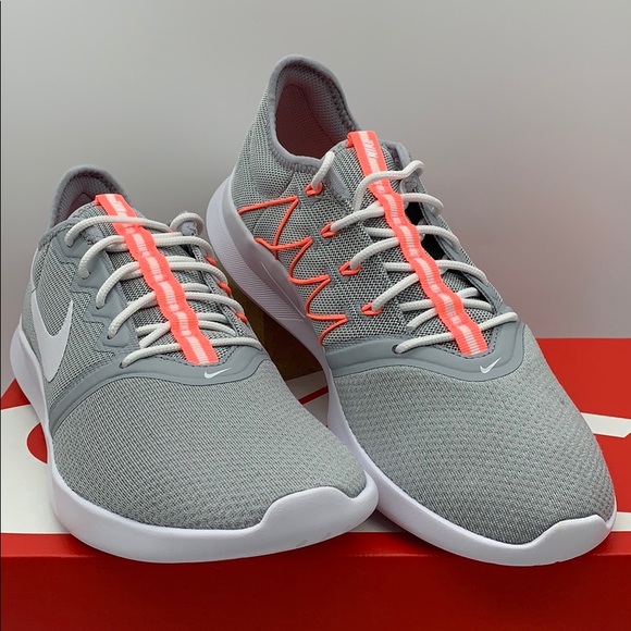 • NIKE VTR wolf grey/white-lava glow WMNS - Picture 13 of 16